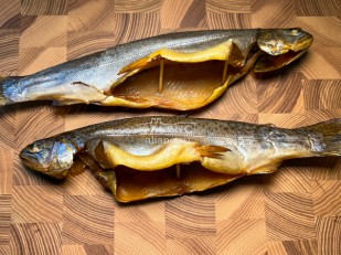 Скумбрия кипперс холодного копчения: Форель радужная х/к