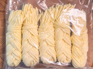 Арахис: Сырный продукт ФЕРМЕРСКИЙ коса белая