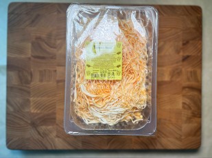 Диспенсеры для снеков: Сыр Чечил паутинка (икра красная)  500 гр.