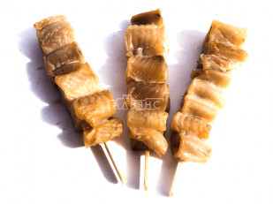 Ресторанные гренки с креветкой: Шашлычок из сома холодного копчения